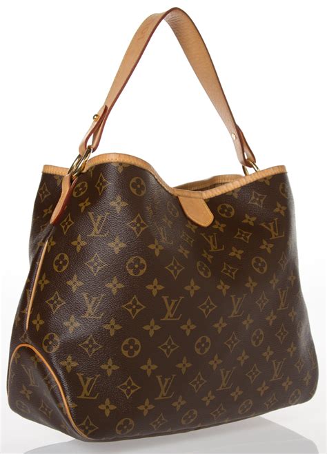 louis vuitton online outlet store.